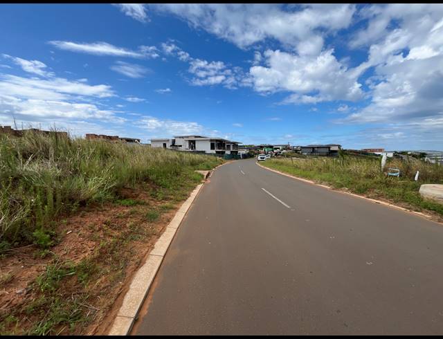 558M² VACANT LAND FOR SALE IN SIBAYA PRECINCT